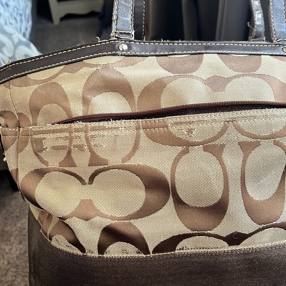 Large Coach Diaper Bag/Tote - Picture 11 of 11